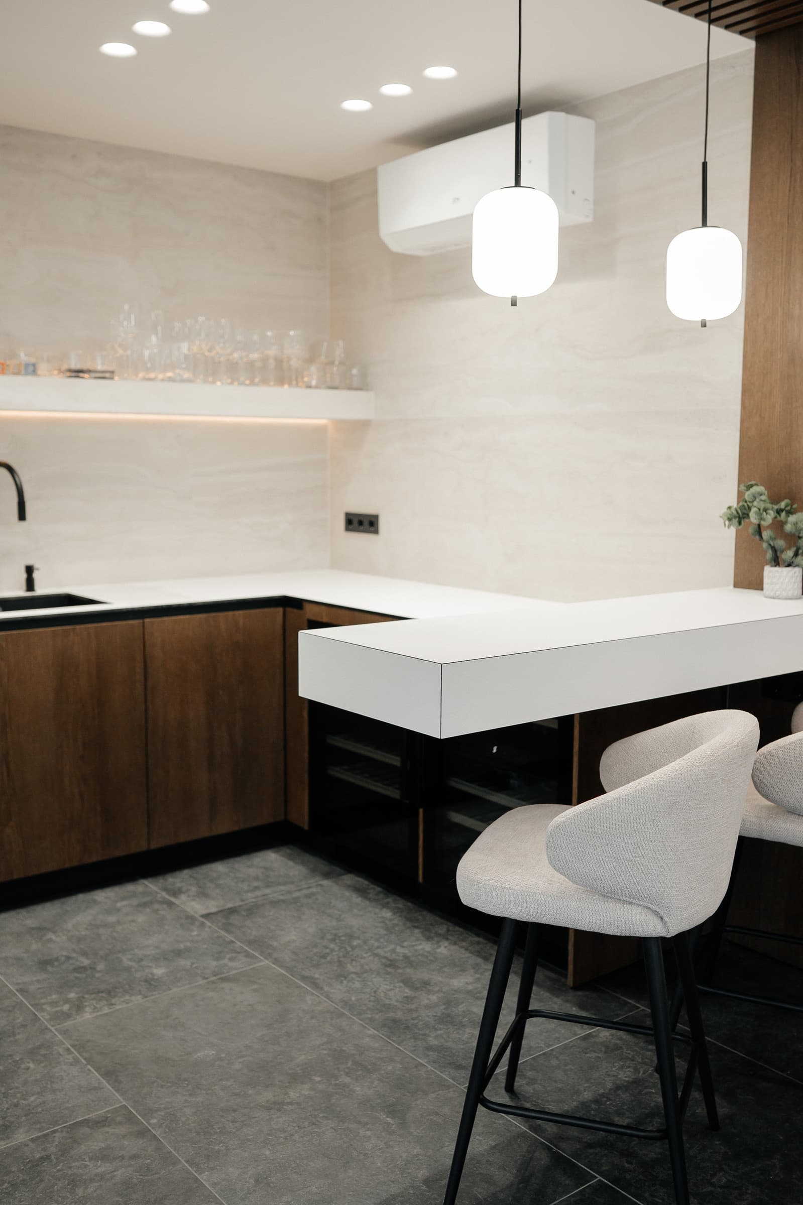 Bucătării la comandă — Strada Ialoveni, fotografia 18 din 36