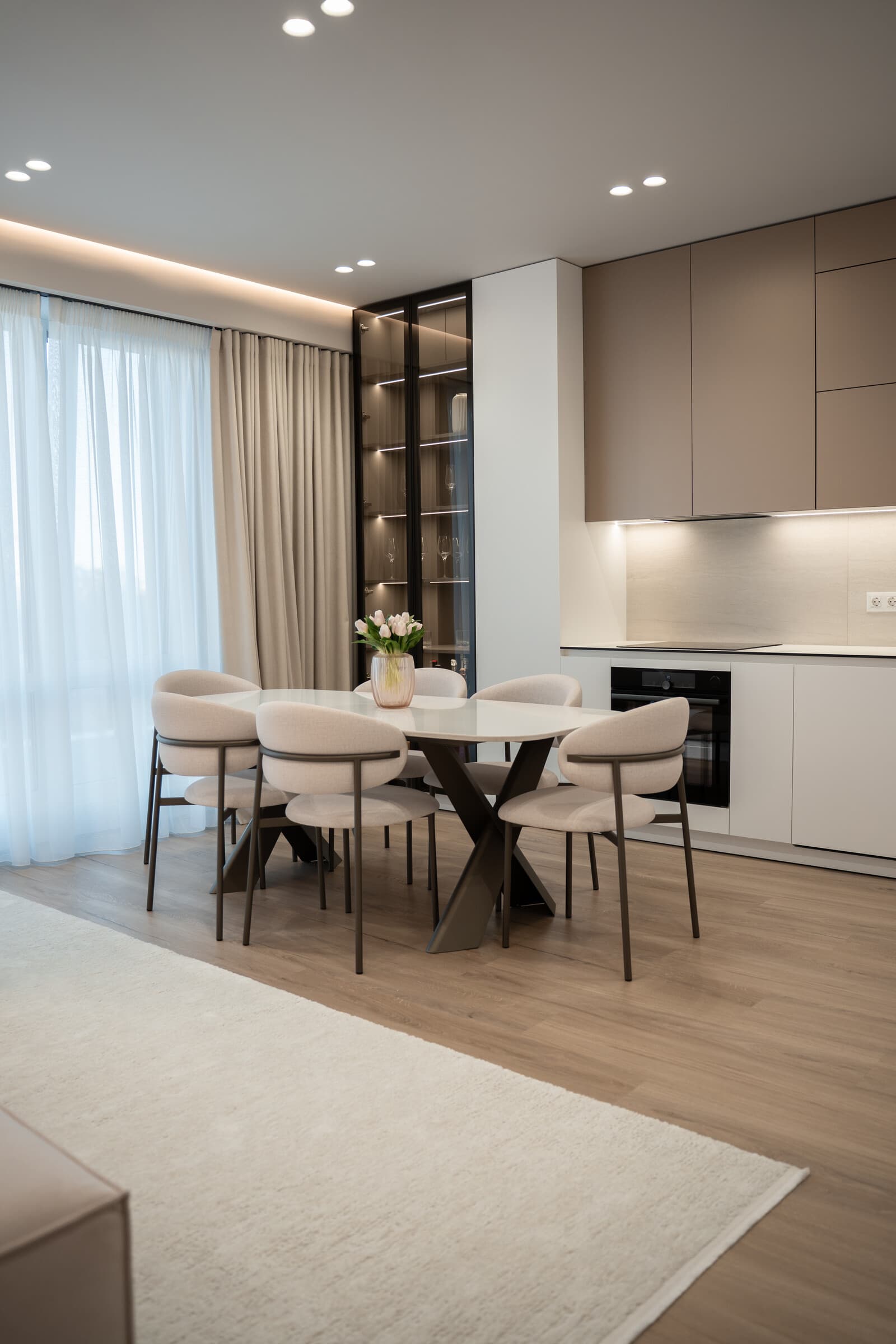 Strada Constantin Stere — Bucătărie și dining, fotografia 6 din 21