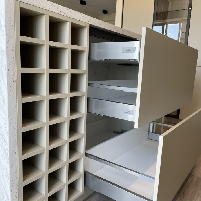 Bucătărie la comandă MOBO21