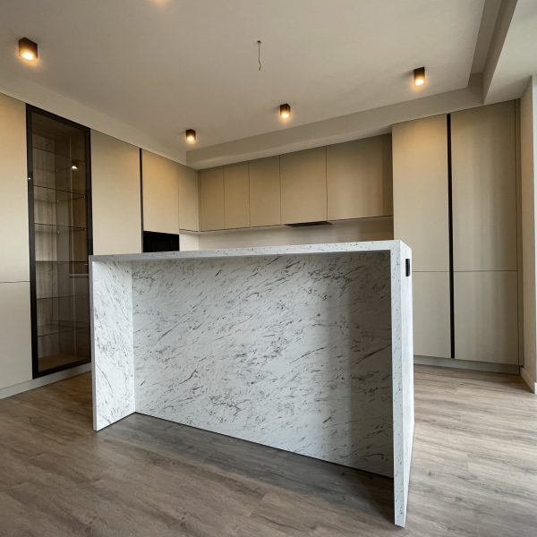 Bucătărie la comandă MOBO22