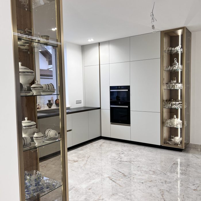 Bucătărie la comandă MOBO24