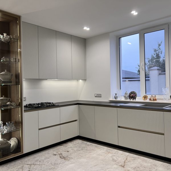 Bucătărie la comandă MOBO26