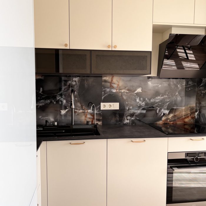 Bucătărie la comandă MOBO37