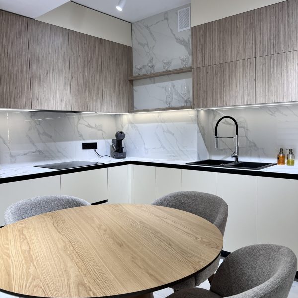 Bucătărie la comandă MOBO7